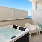 Hotel Emerald