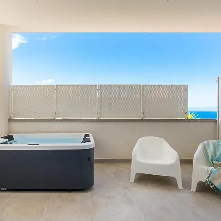 Готель Emerald Чефалу