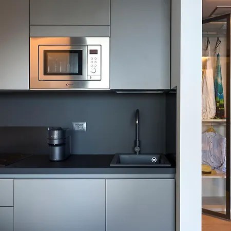 Emerald Готель