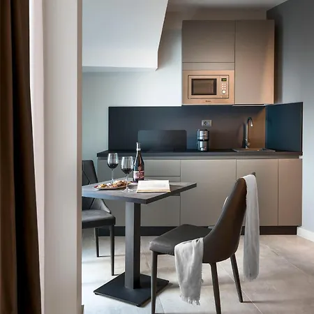 Emerald Hotel 4*