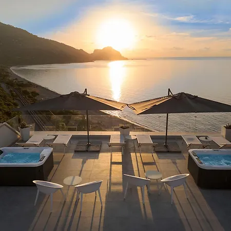 Emerald Hotel 4*